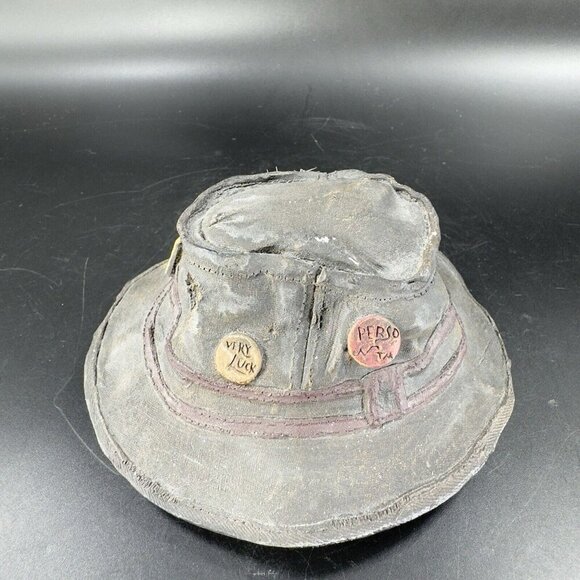 Desktop Bucket Boonie Fishing Hat Paperweight Polyresin Keypoint Signed Kip 08 - Picture 16 of 16